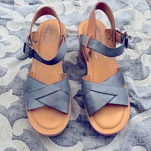 Kork-Ease wedge sandal size 9